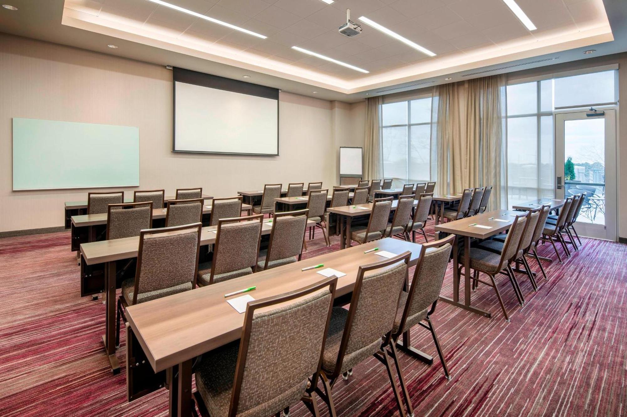 Courtyard By Marriott Atlanta Vinings/Galleria Smyrna Εξωτερικό φωτογραφία