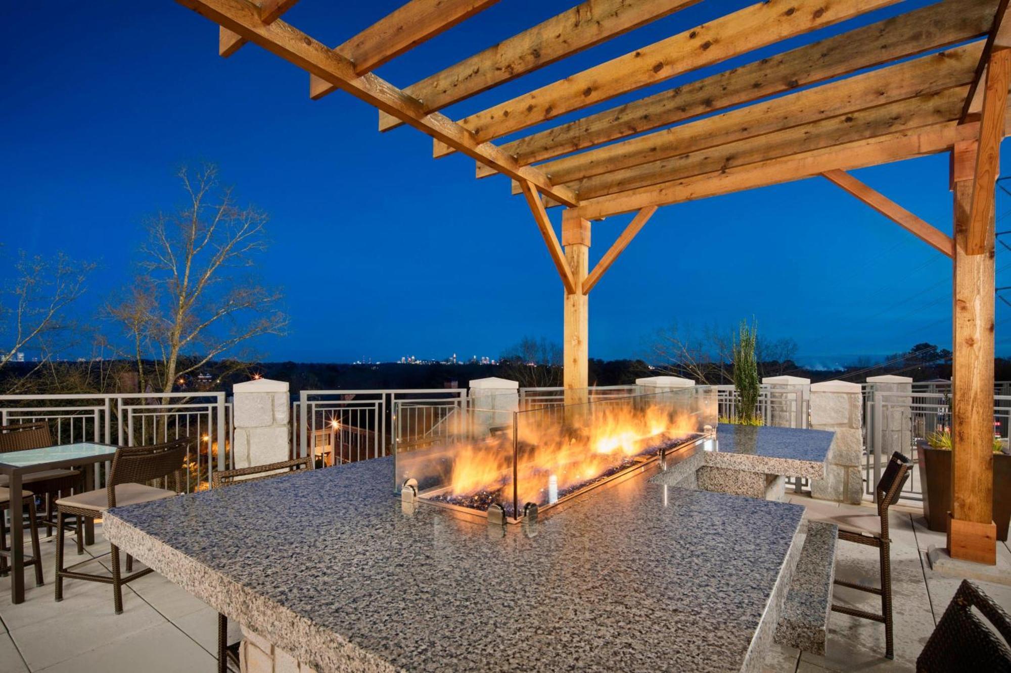 Courtyard By Marriott Atlanta Vinings/Galleria Smyrna Εξωτερικό φωτογραφία